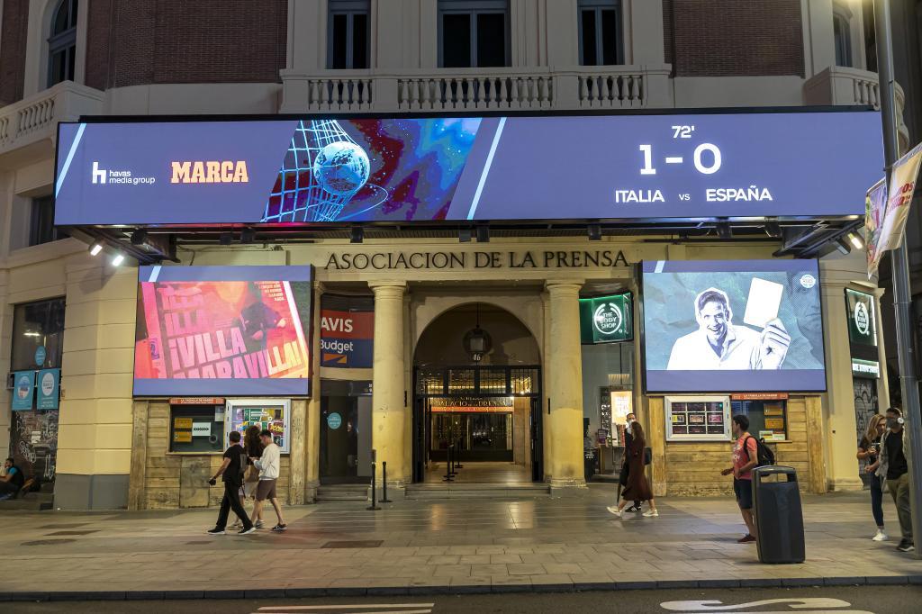 Gran ambiente en el VAR MARCA en el partido España-Italia - Diario MARCA y Havas Media Group se volvieron a... - Vimarsana News