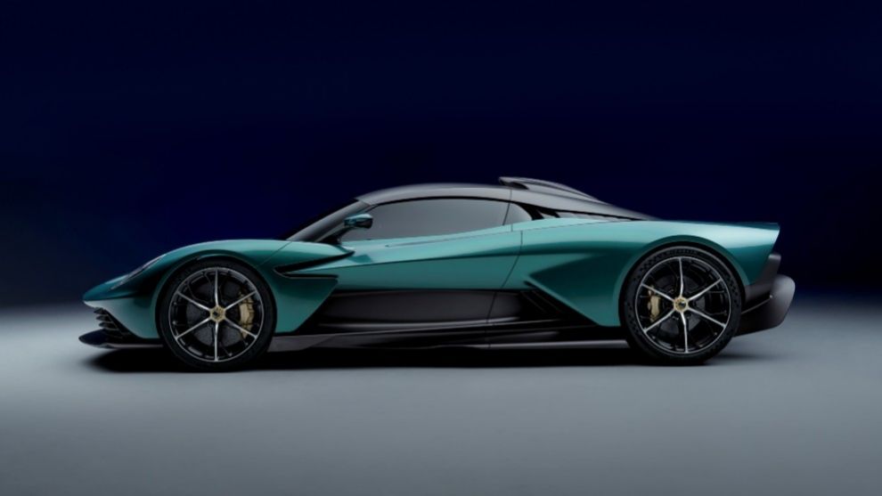 Aston Martin Valhalla 2022 - deportivo hbrido - modelo de produccin - Valkyrie
