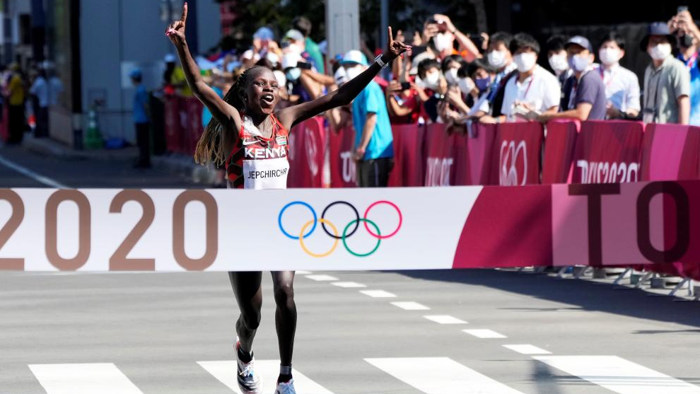 Jepchirchir clinches Olympic gold.