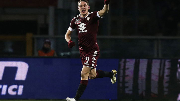 Belotti celebrando un gol con el Torino.