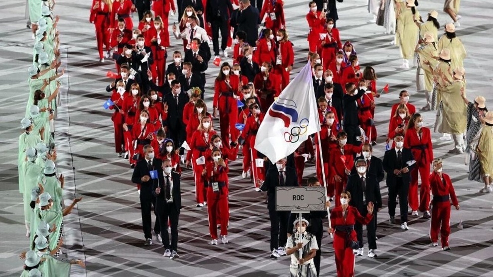 La delegación rusa en el desfile de los Juegos de Tokio.