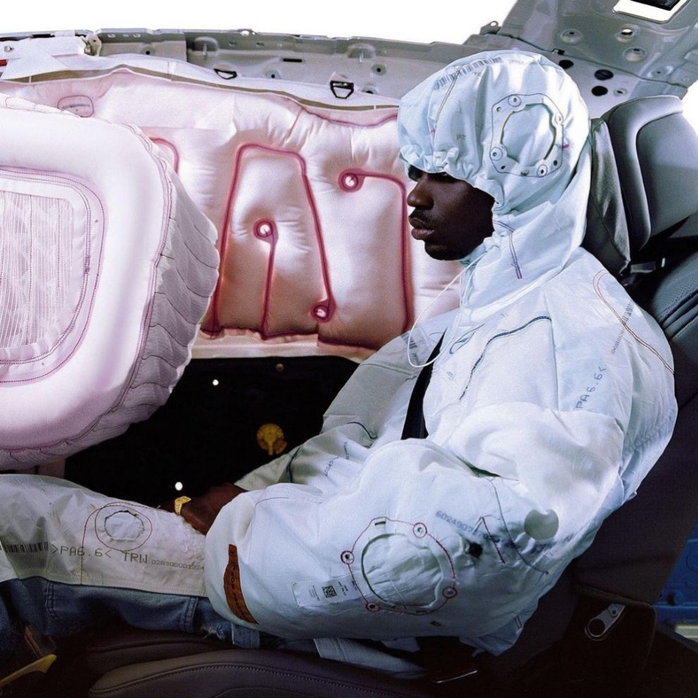 Mercedes-Benz y Heron Preston crean ropa con airbags: la Airbag Concept Collection
