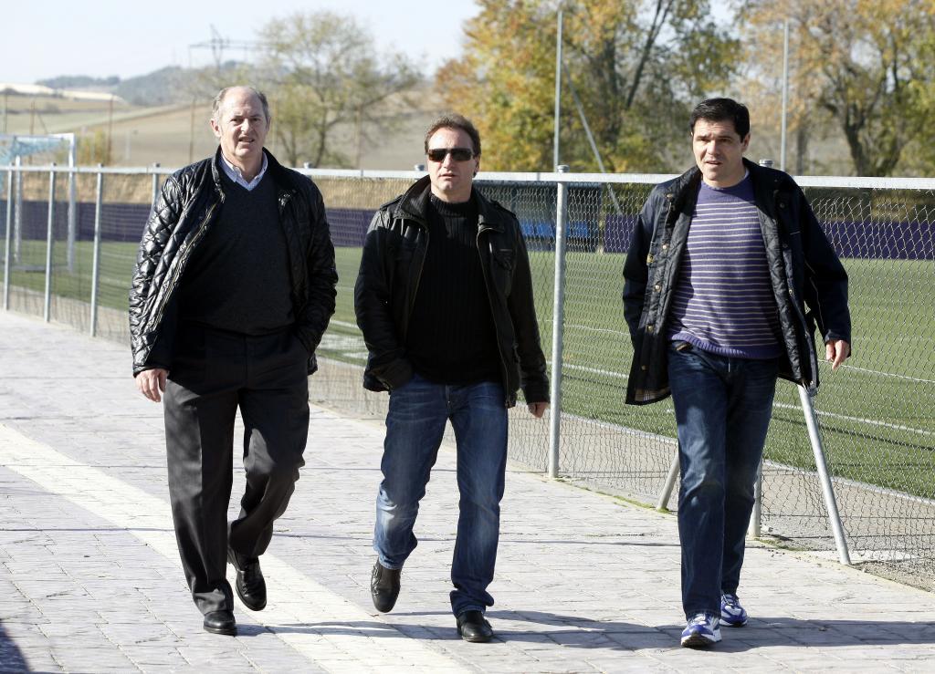 Luis Minguela, left, along with three other former players such as Juan Carlos and Alberto