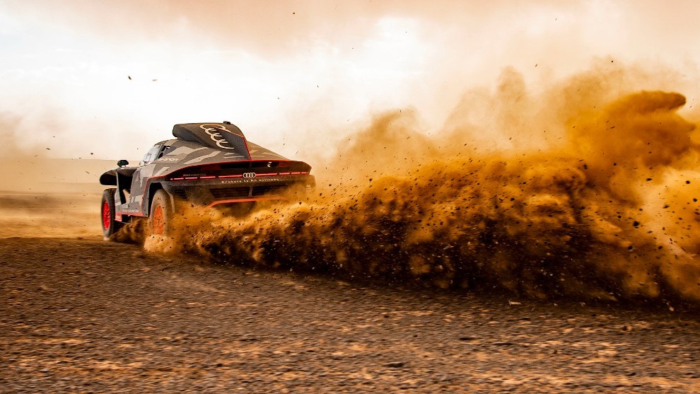 Audi RS Q e-tron - Carlos Sainz - Marruecos - test - dunas - prototipo híbrido