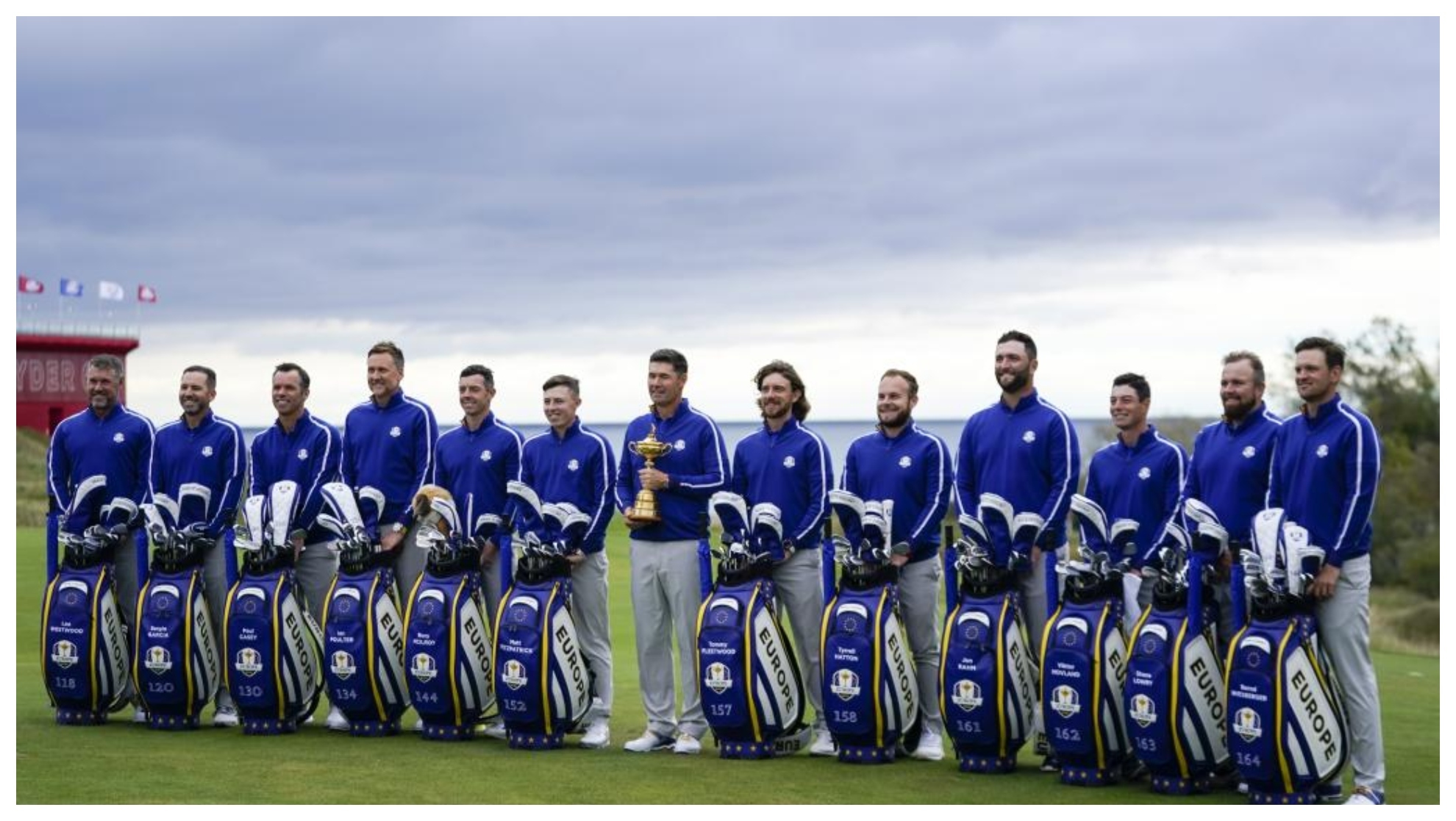 El equipo de Europa posa en Whistling Straits Golf Course.