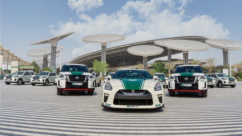 Policia de Dubai - Nissan - Audi - coches deportivos - expo dubai 2021