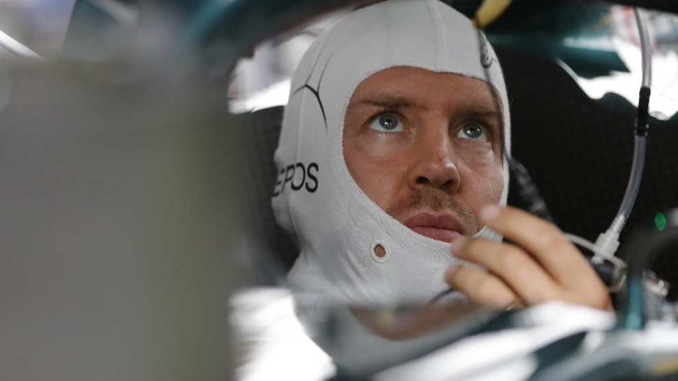 Vettel en el coche de Aston Martin