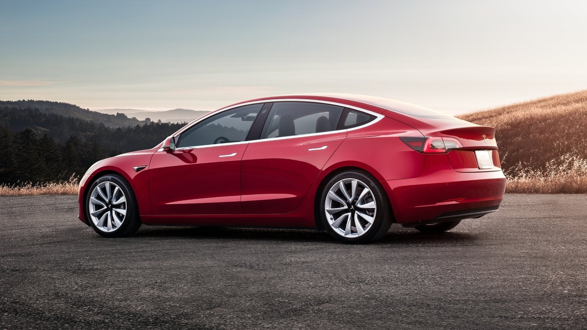 Tesla Model 3 - hito historico - coche mas vendido en Europa - septiembre 2021 - Elon Musk - JATO Dynamics