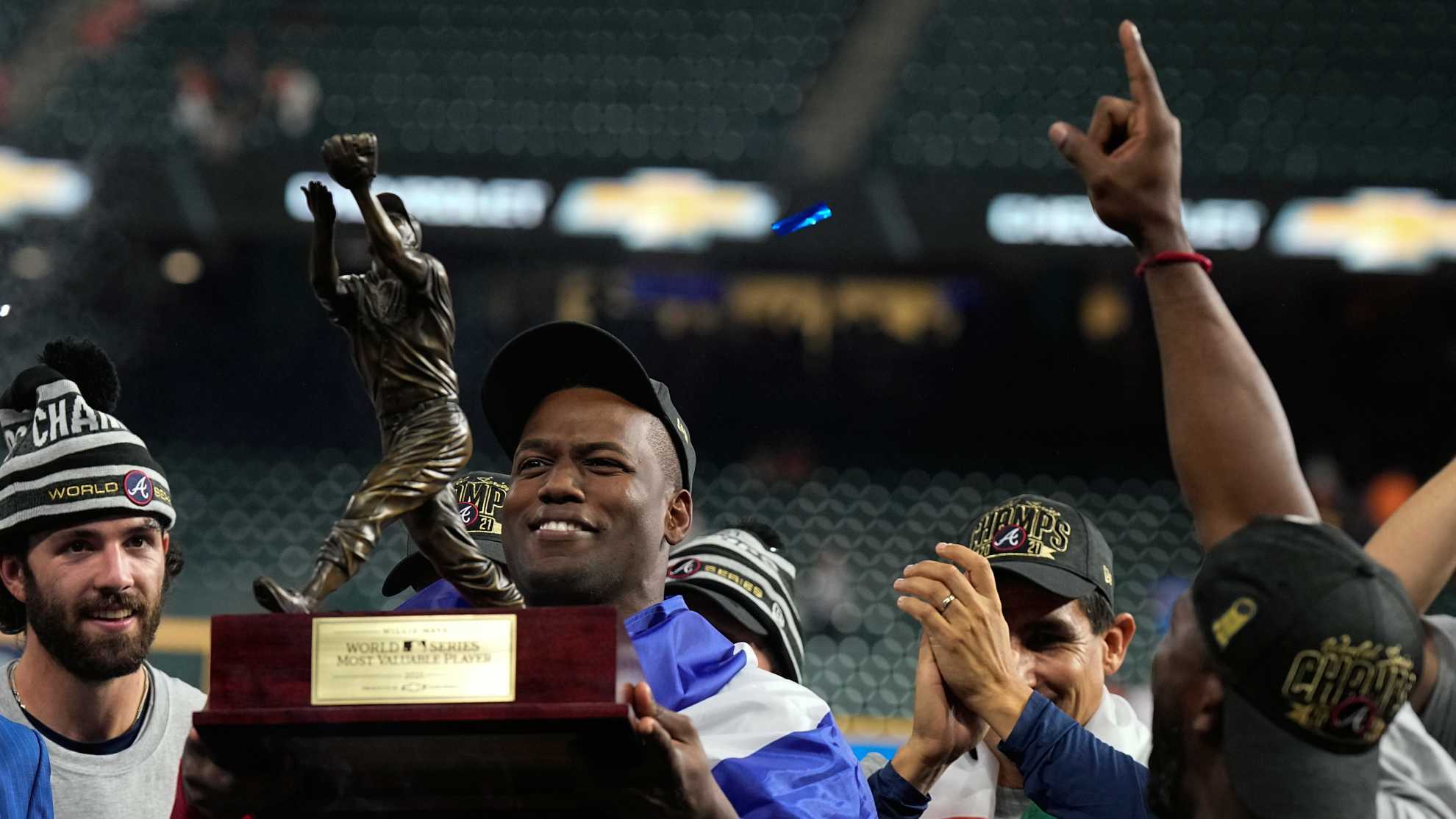 MLB News: Jorge Soler became the second Cuban player to win the MVP of the World  Series