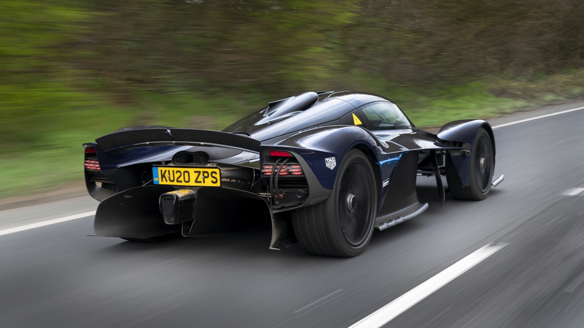 Aston Martin Valkyrie - primera unidad - hypercar - superdeportivo - Adrian Newey - Red Bull - Formula 1