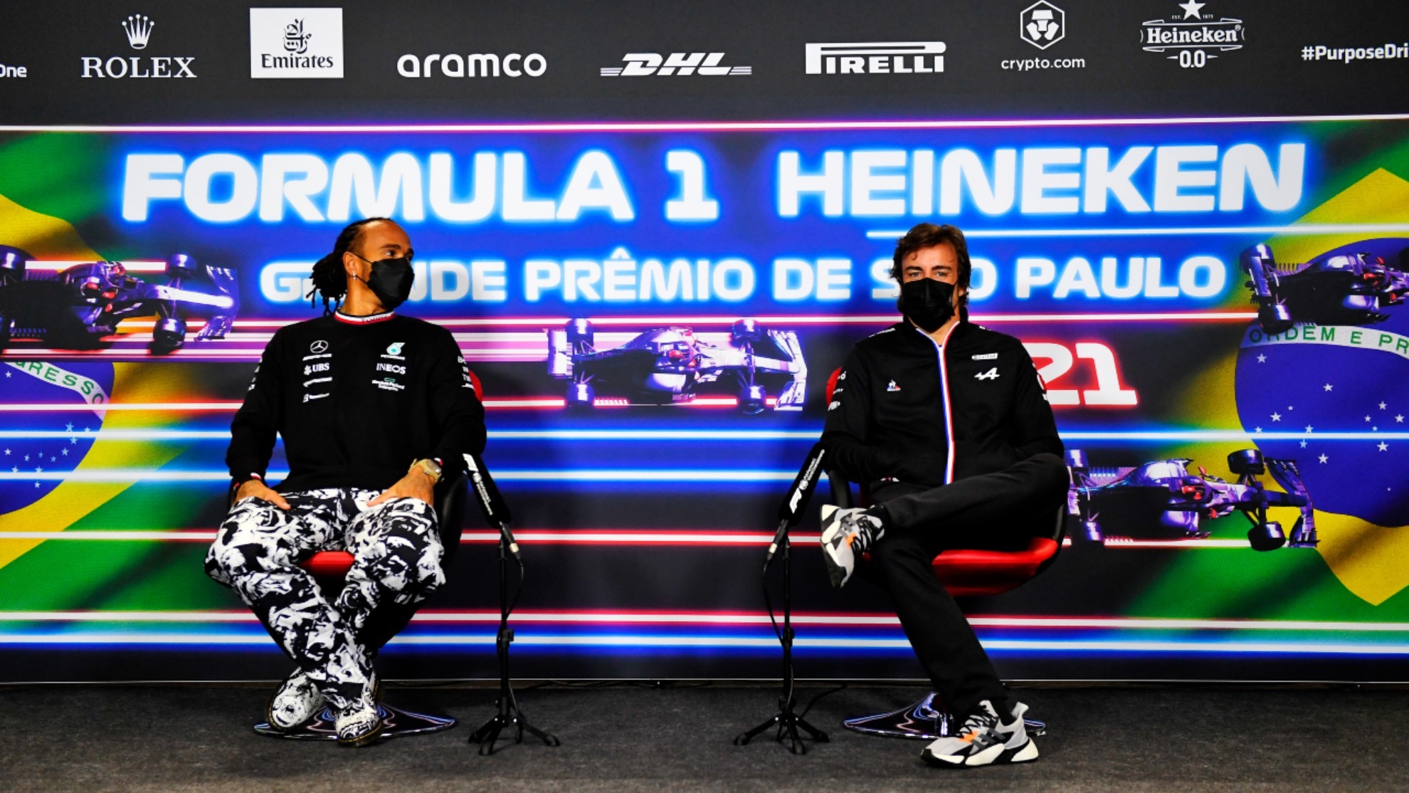 Lewis Hamilton y Fernando Alonso, durante la rueda de prensa previa al GP de Brasil.