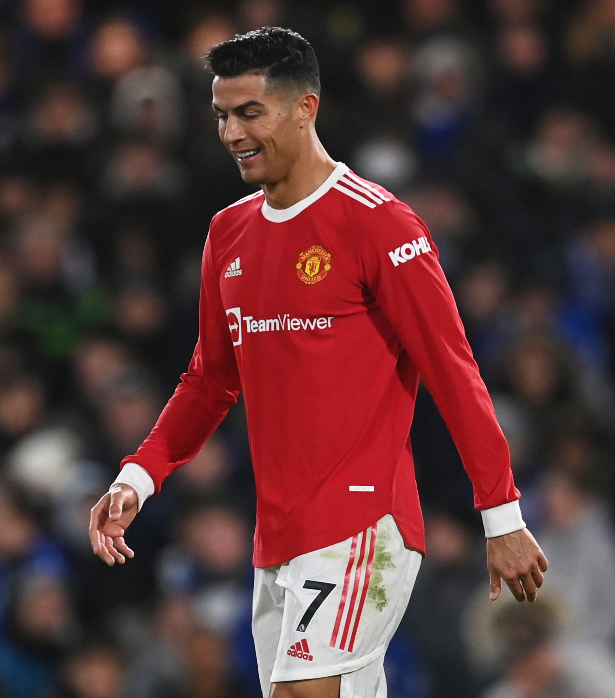 London (United Kingdom), 28/11/2021.- Manchester United's lt;HIT gt;Cristiano lt;/HIT gt; lt;HIT gt;Ronaldo lt;/HIT gt; reacts during the English Premier League soccer match between Chelsea FC and Manchester United in London, Britain, 28 November 2021. (Reino Unido, Londres) EFE/EPA/NEIL HALL EDITORIAL USE ONLY. No use with unauthorized audio, video, data, fixture lists, club/league logos or 'live' services. Online in-match use limited to 120 images, no video emulation. No use in betting, games or single club/league/player publications