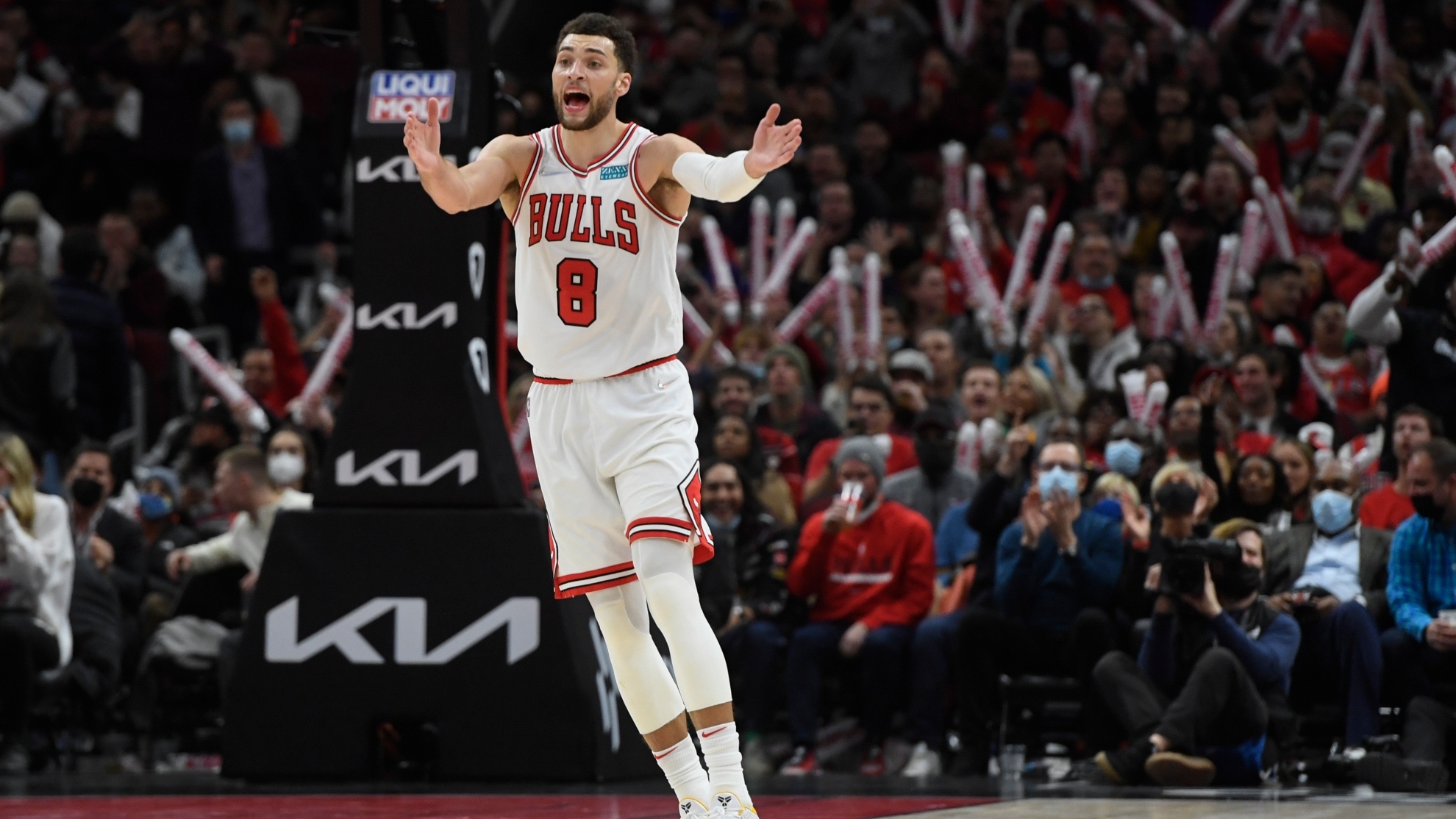 Zach LaVine steers Chicago Bulls past Denver Nuggets for fourth consecutive win