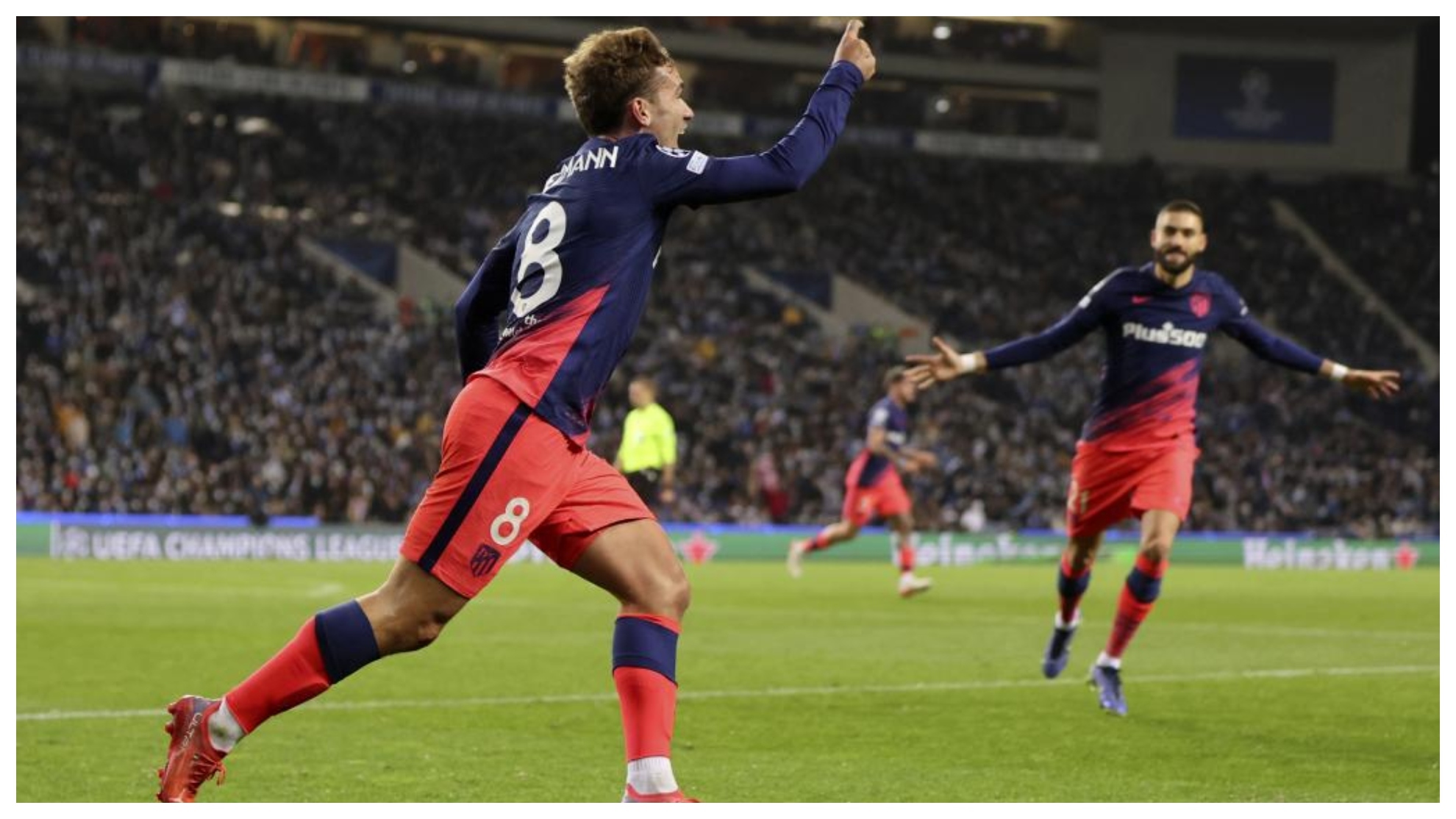 Griezmann celebrates goal against Porto