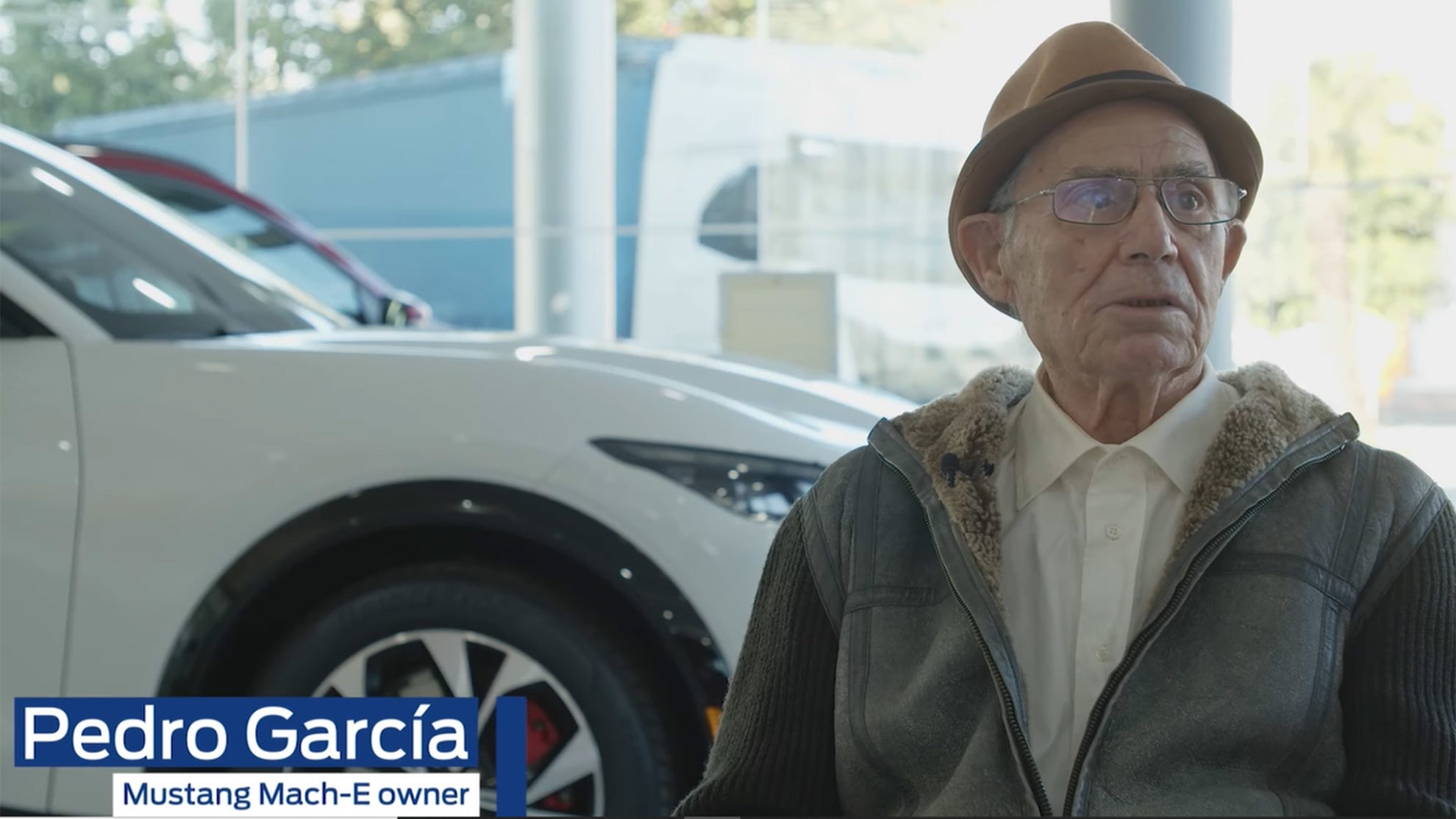 Pedro Garcia - Jim Farley - Ford Mustang Mach-e - CEO de Ford - Twitter - coche electrico