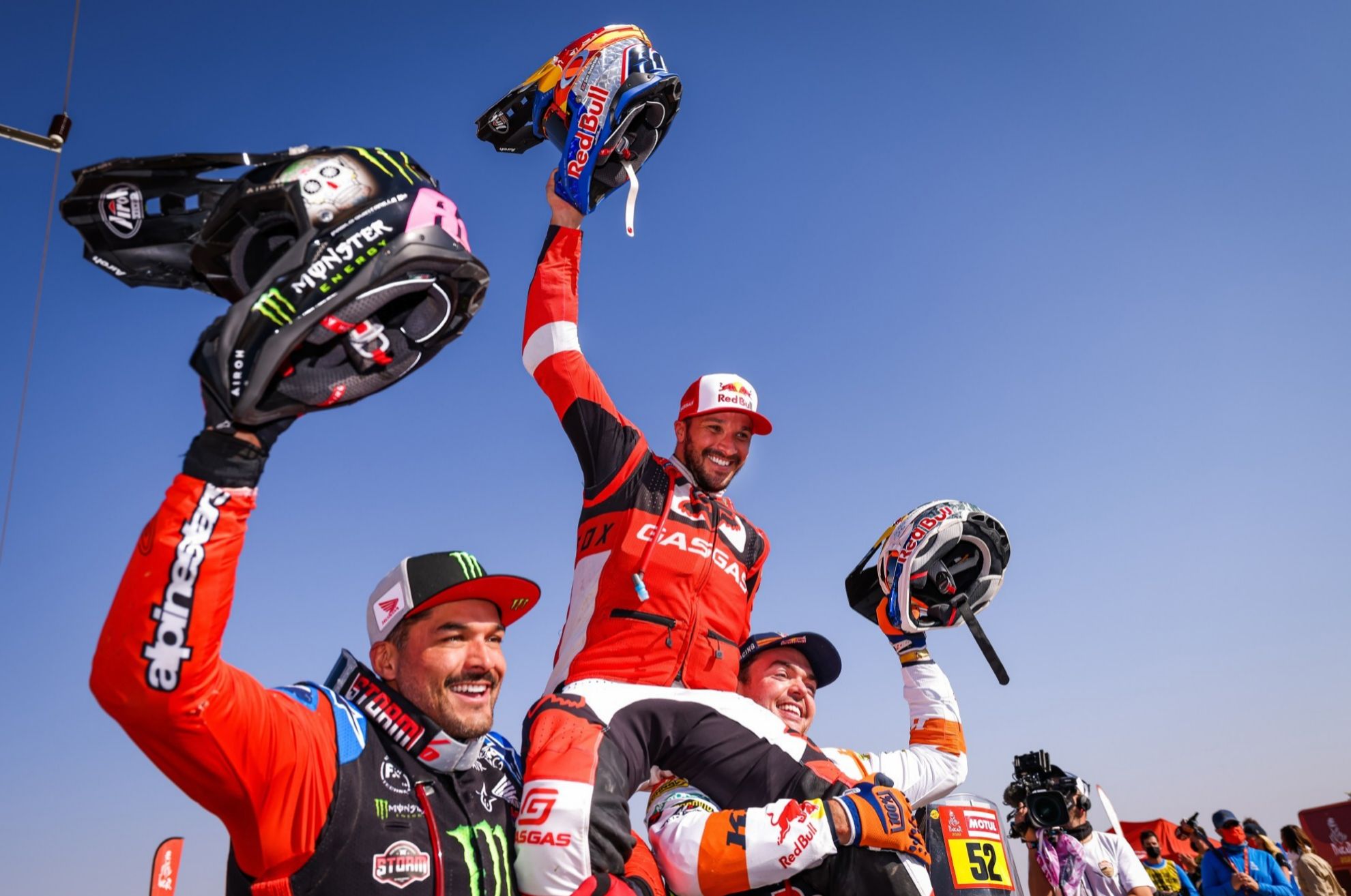 Sam Sunderland - motos - todos los ganadores - podio - categorias - Dakar 2022 - resultados - clasficacion