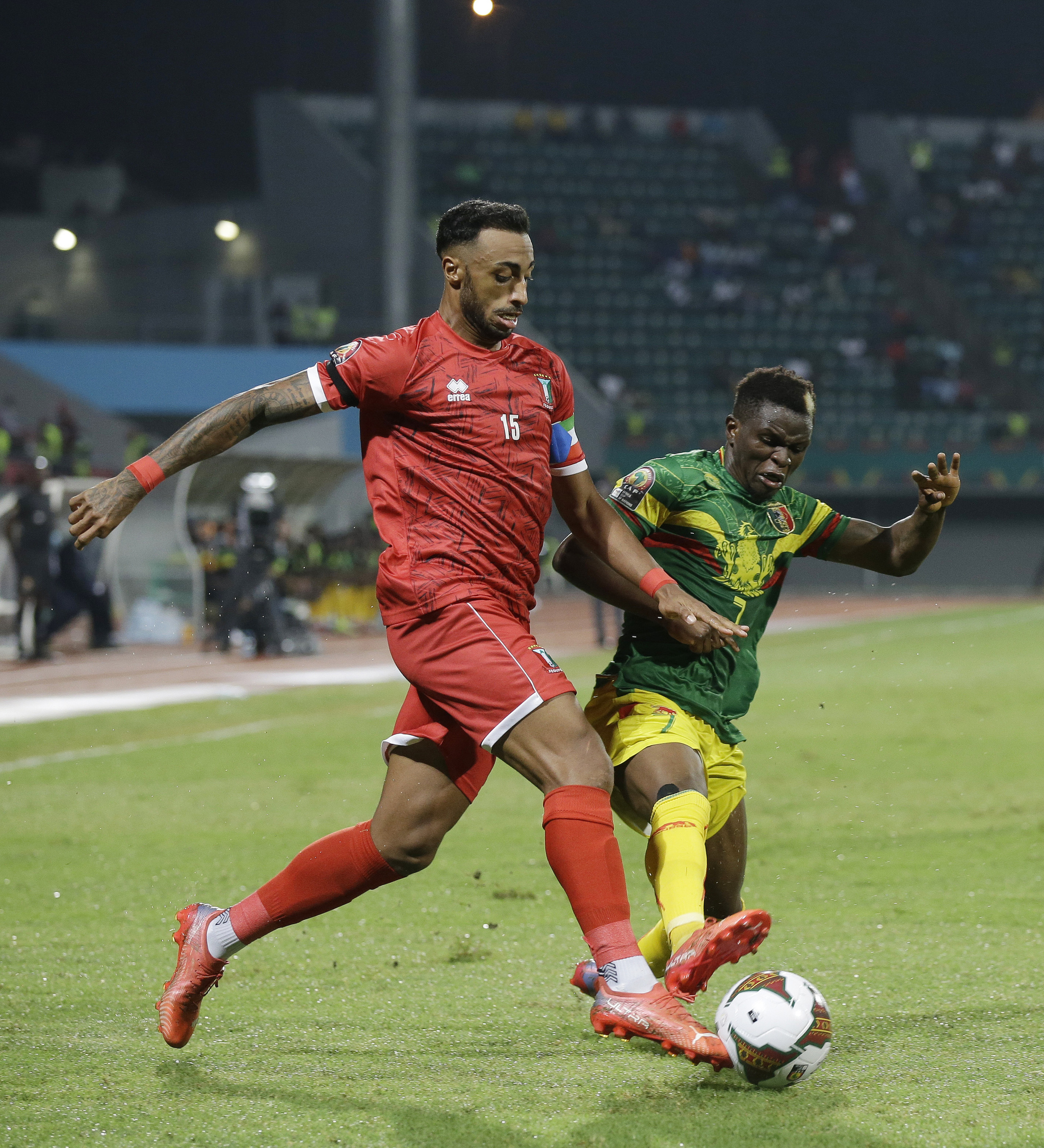 Akapo, durante el partido contra Mali