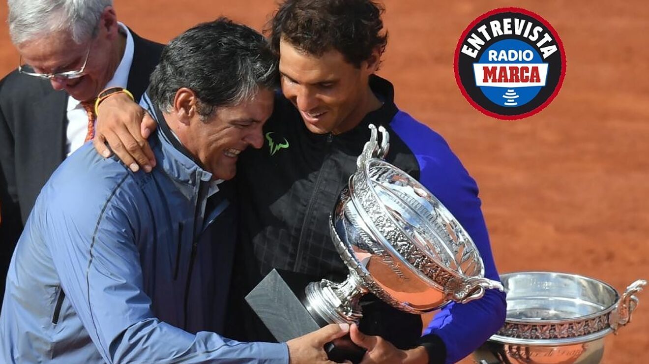 Toni Nadal junto a Rafa Nadal en Roland Garros