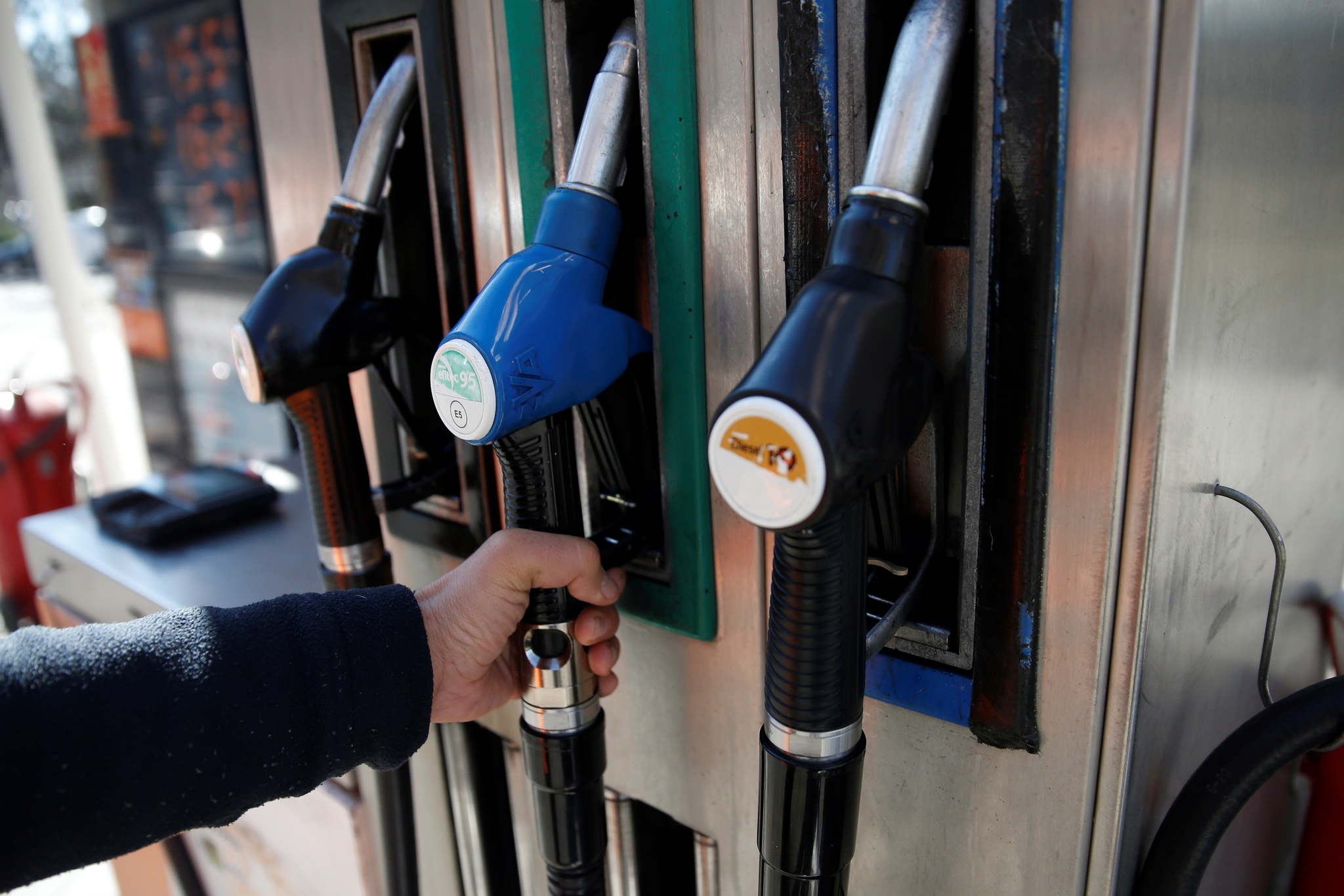 diesel - record historico - precio - 1,462 euros - Comision Europea - gasolina - precio del combustible