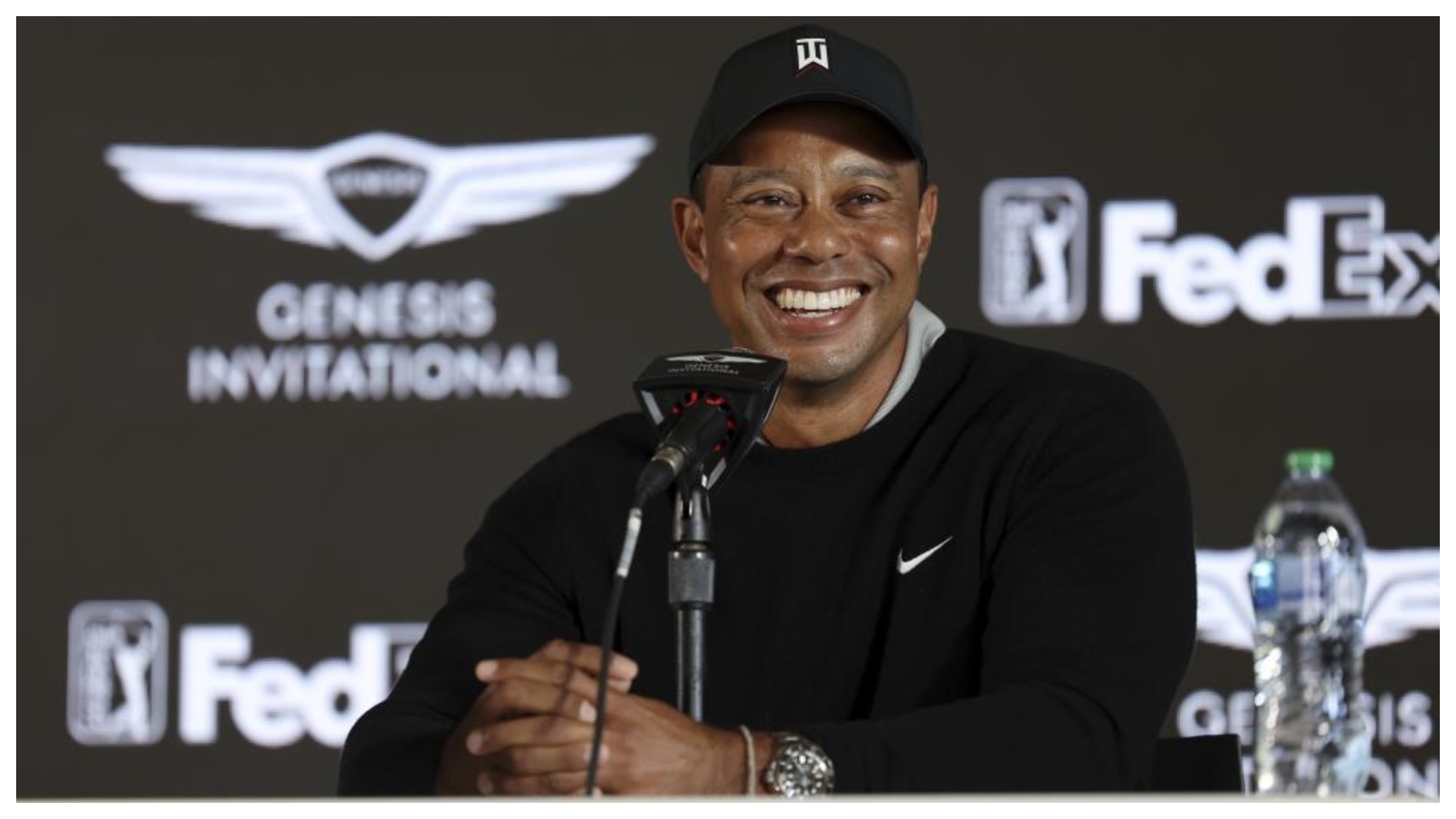 Tiger Woods en rueda de prensa en Riviera Country Club.