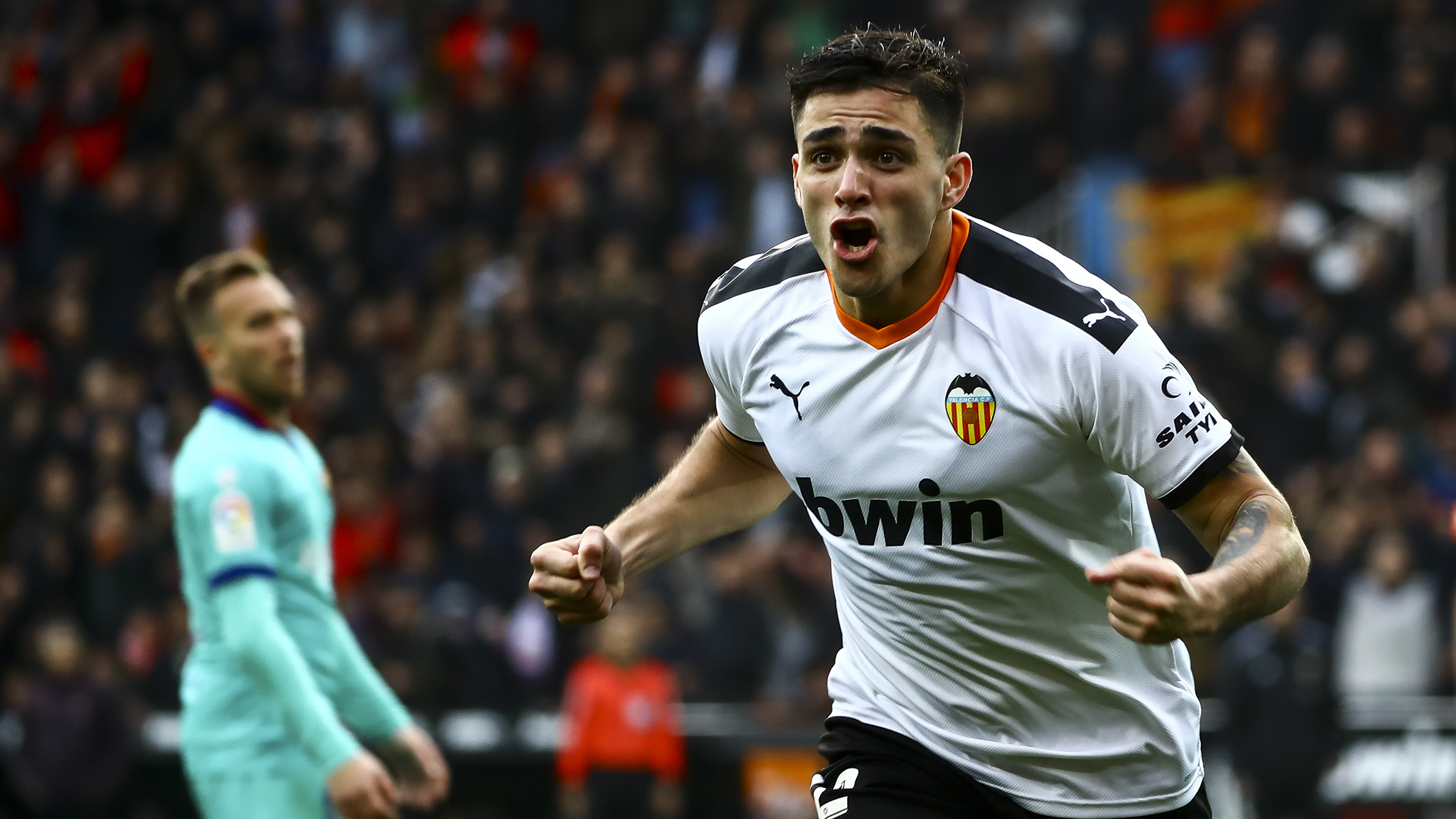 Maxi Gómez celebra el 1-0 en la 19-20, último triunfo del Valencia en Mestalla.
