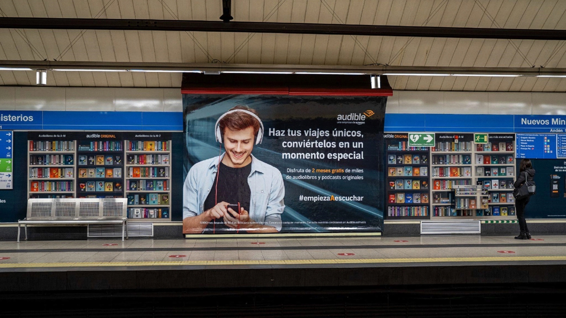 Audible conquista el metro de Madrid con una biblioteca digital en Nuevos Ministerios