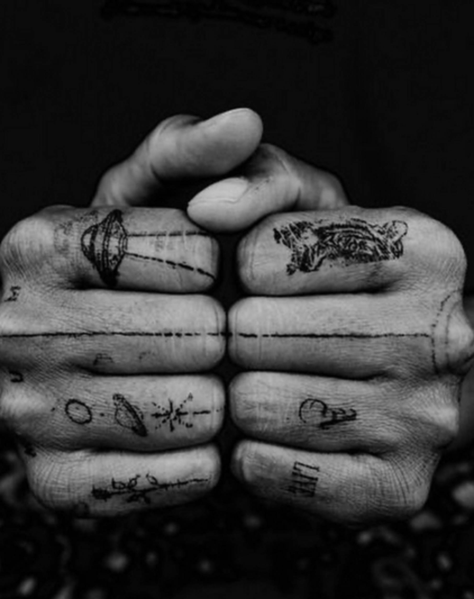 Lewis Hamilton posts and then deletes photo of his mysterious new tattoos |  Marca