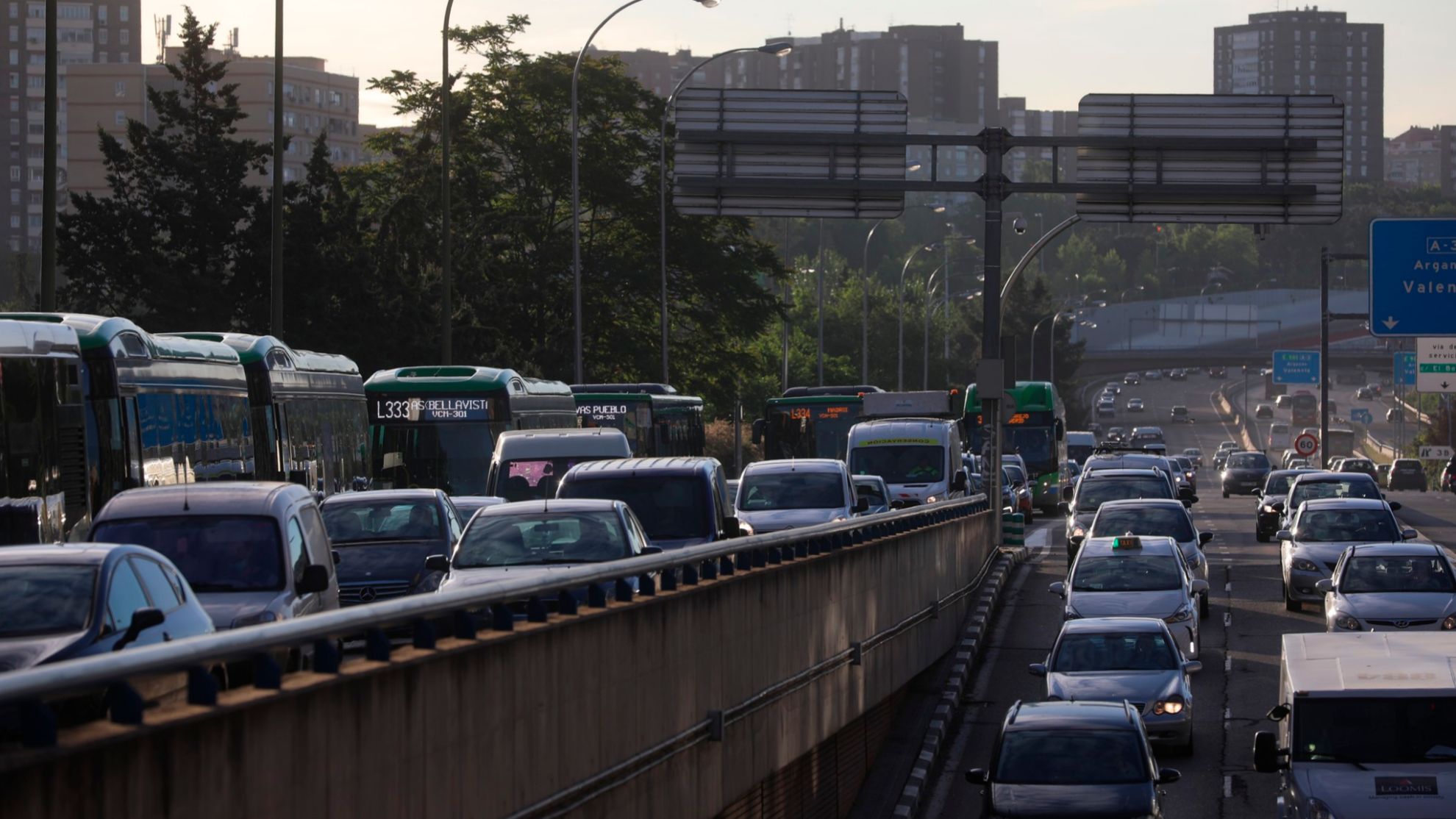peajes urbanos - ley de movilidad sostenible - tasas - pagar por contaminar - Ministerio de Transportes y movilidad - zonas de bajas emisiones