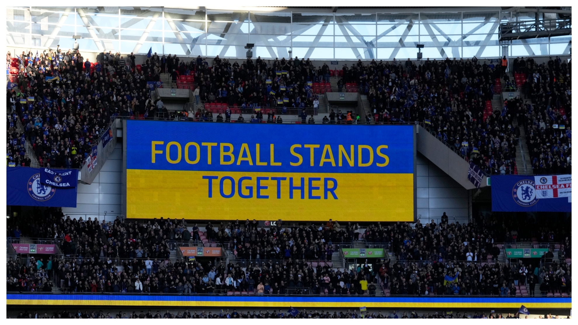 El videomarcador de Wembley en apoyo a Ucrania.