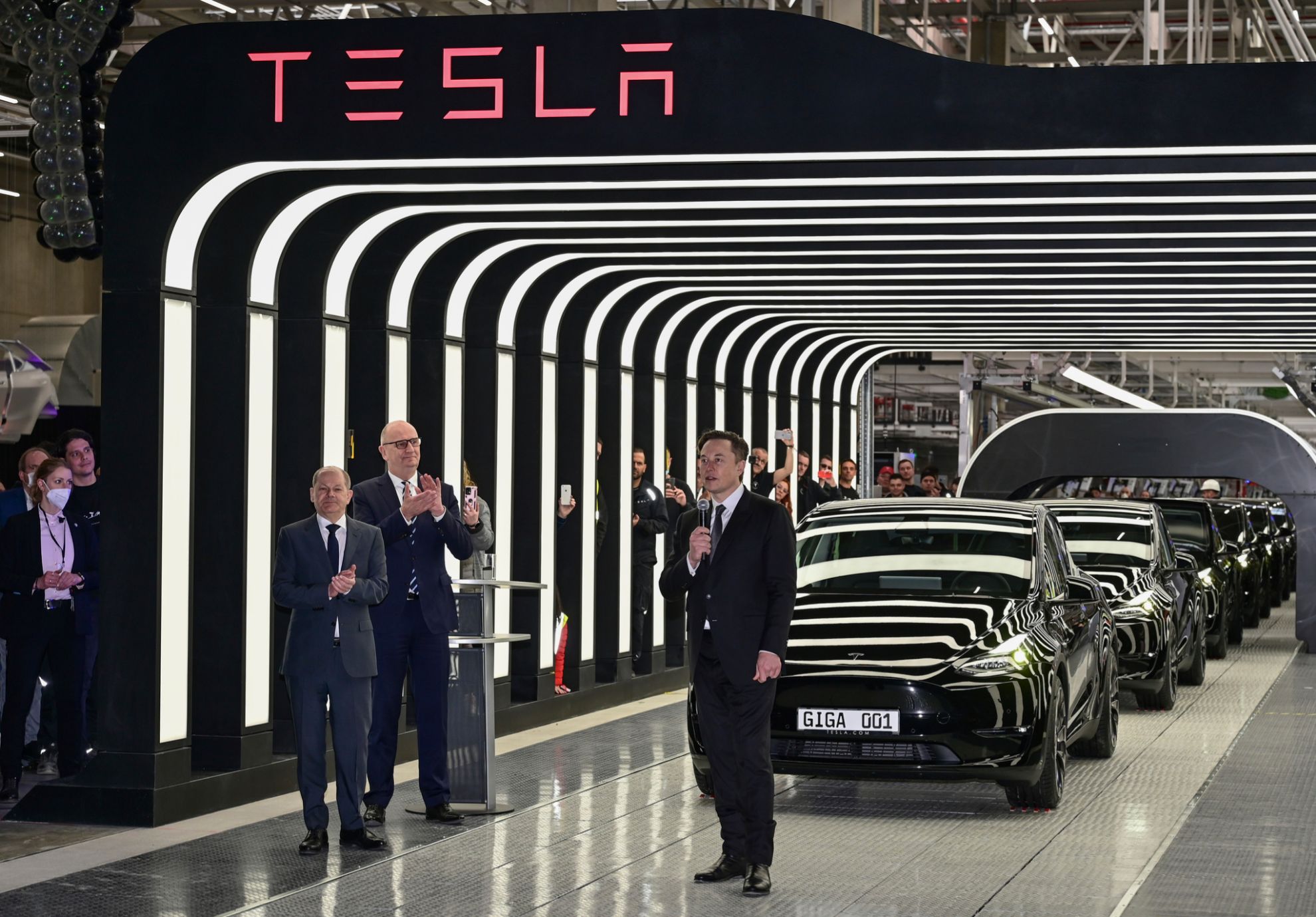 Gigafactory Berlin - Model Y - Elon Musk - inauguracion - Tesla - coches electricos