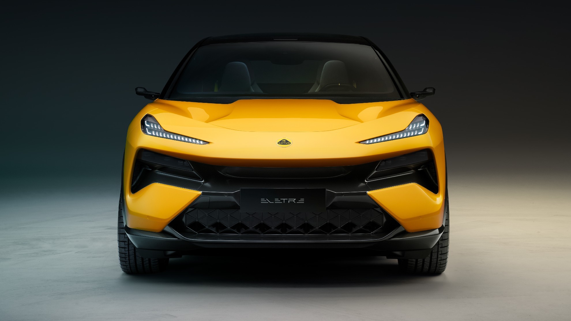 Lotus Eletre - hyper SUV - todocamino - Lamborghini Urus - LIDAR - Hethel - SUV deportivo - coches electricos