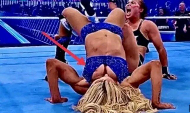 Not for the first time, Charlotte Flair suffered a nip slip during a fight