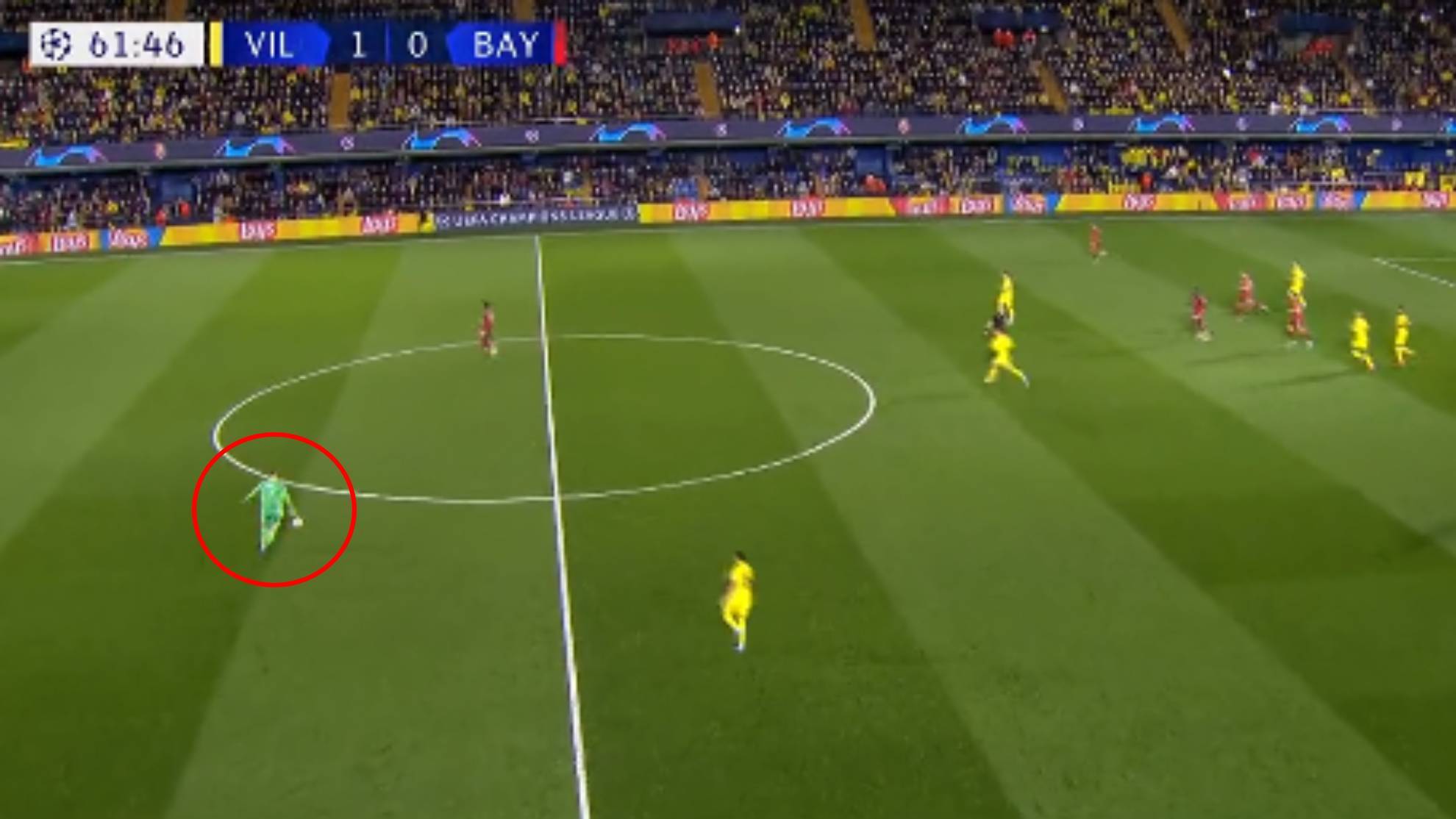 El incomprensible error de Neuer que casi condena al Bayern: ¡La tuvo Gerard desde el centro del campo!