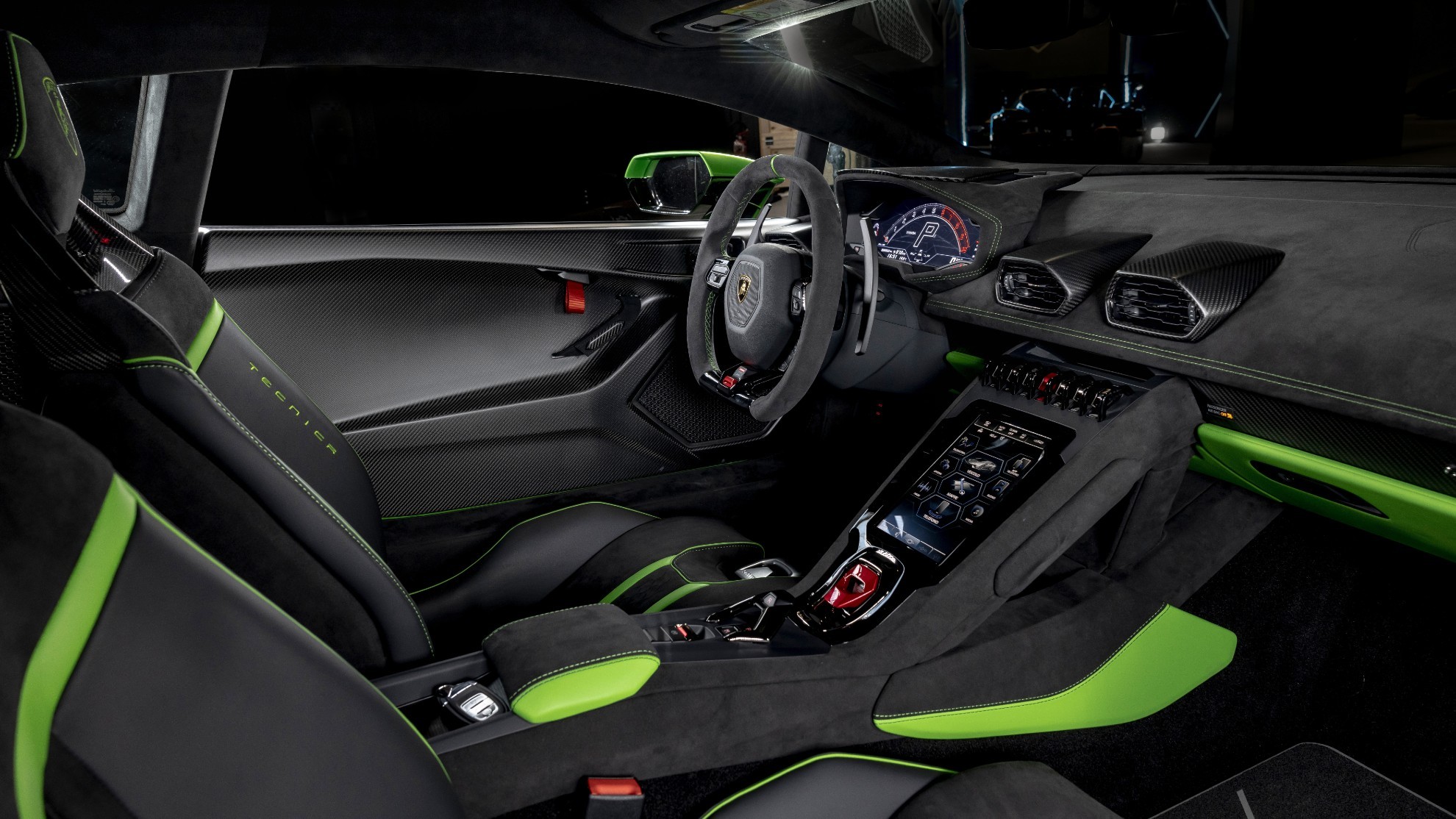 Lamborghini Huracan Tecnica - STO - coches deportivos - V10 - RWD - interior