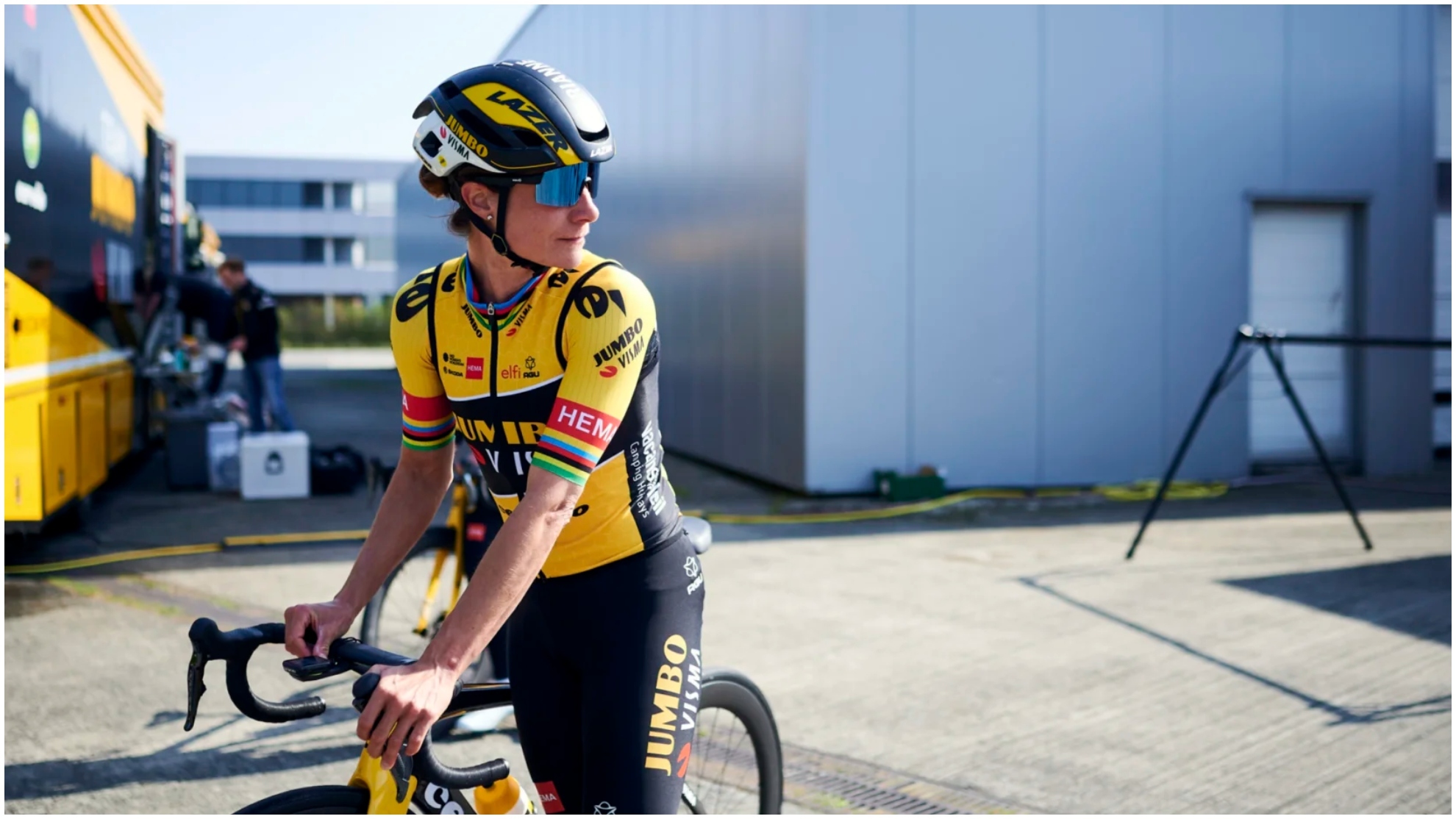 La holandesa Marianne Vos, positivo en covid, baja en la París-Roubaix
