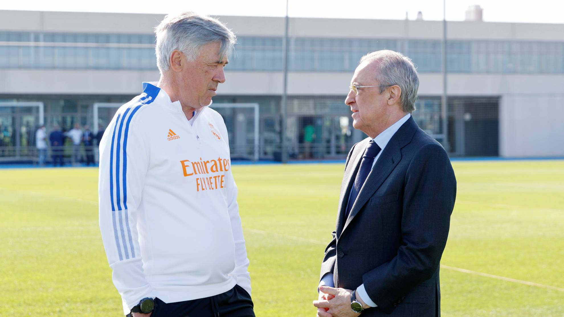 Carlo Ancelotti y Florentino Pérez, en un encuentro esta temporada en Valdebebas.