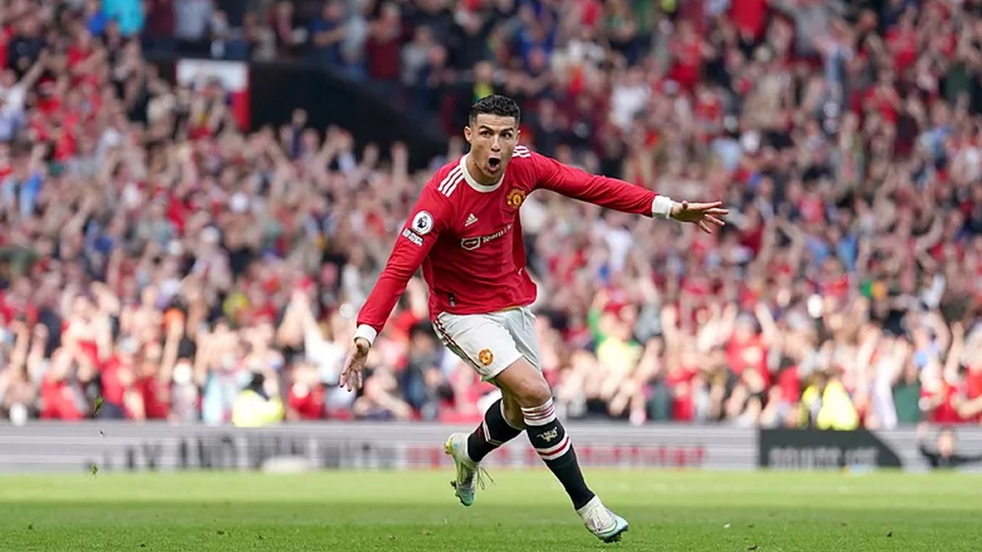 Cristiano Ronaldo completes hat-trick to spare Manchester Uniteds blushes vs Norwich
