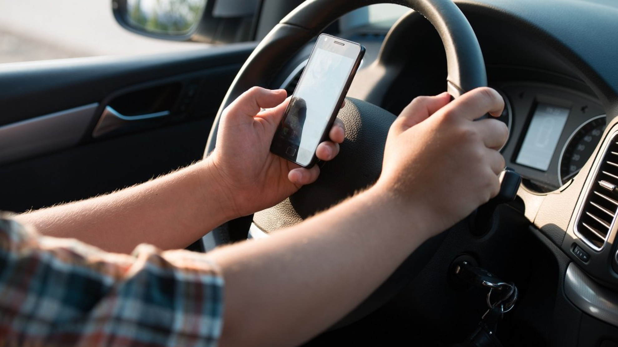 Utilizar el móvil en atascos o semaforos - Soporte para movil - Usar el movil en el coche