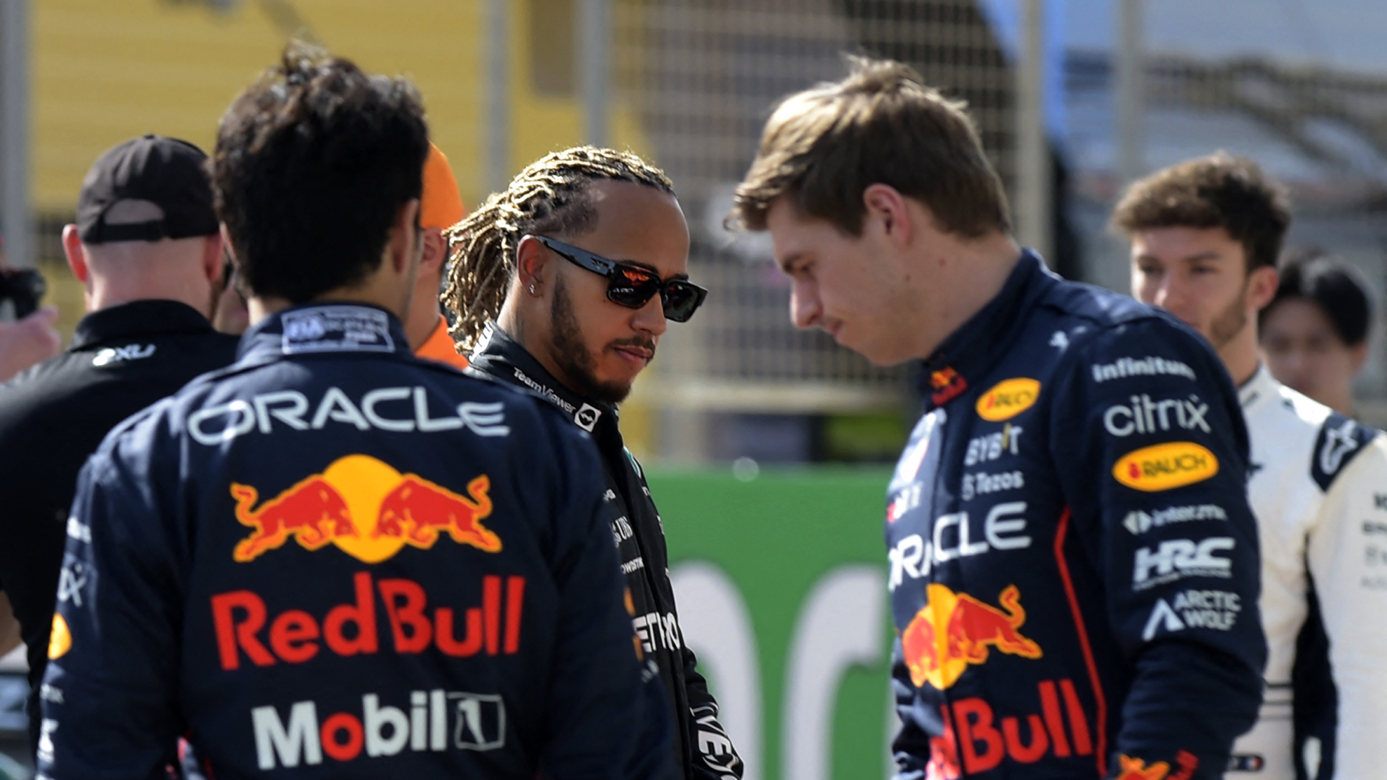 Hamilton y Verstappen, durante un Gran Premio.