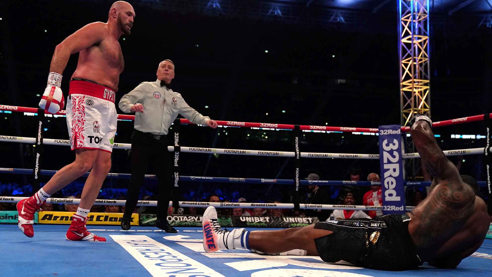 Fury knocked out Whyte.