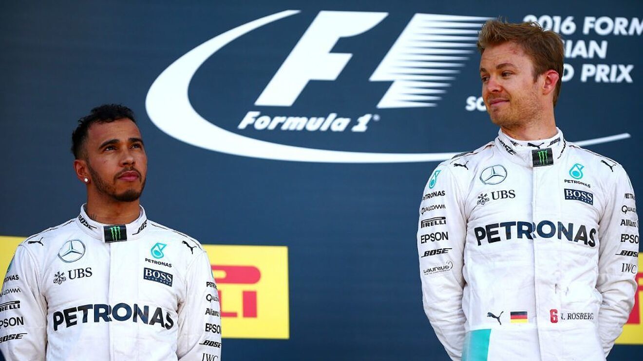 Rosberg atiza a Hamilton: "Noto el nerviosismo, odia ir tras Russell"