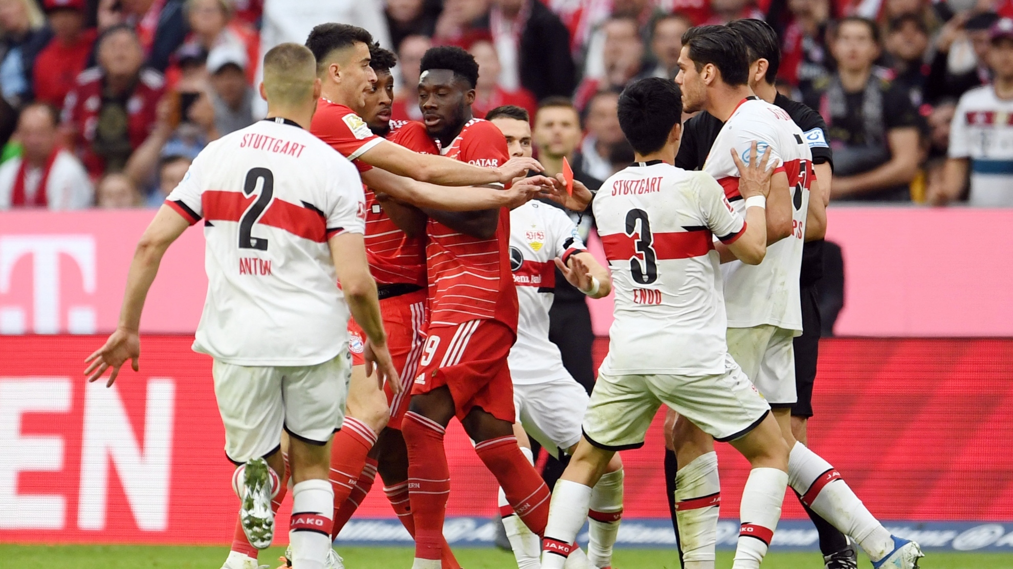 Bayern empata con el Stuttgart en un grandioso partido.