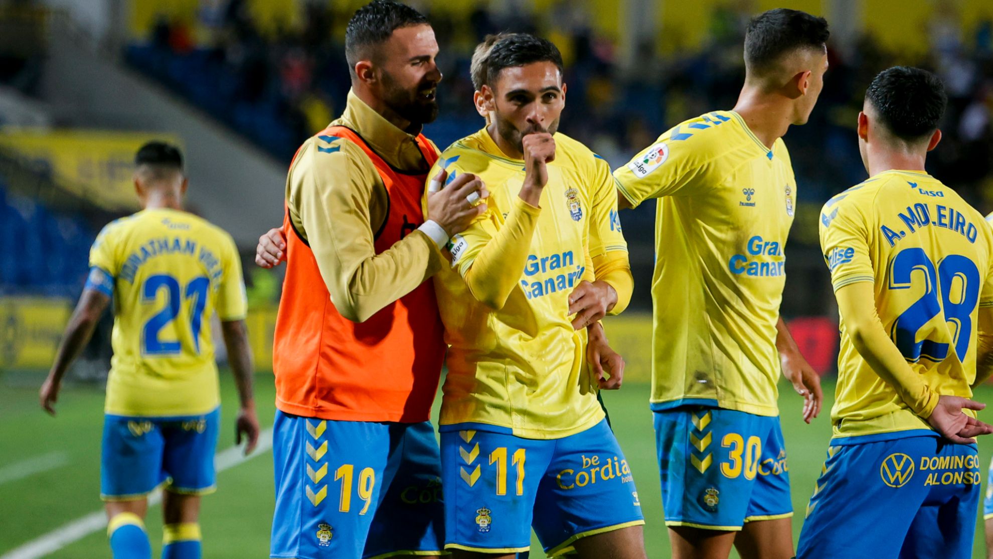 Benito celebra un gol con la UD Las Palmas esta temporada.