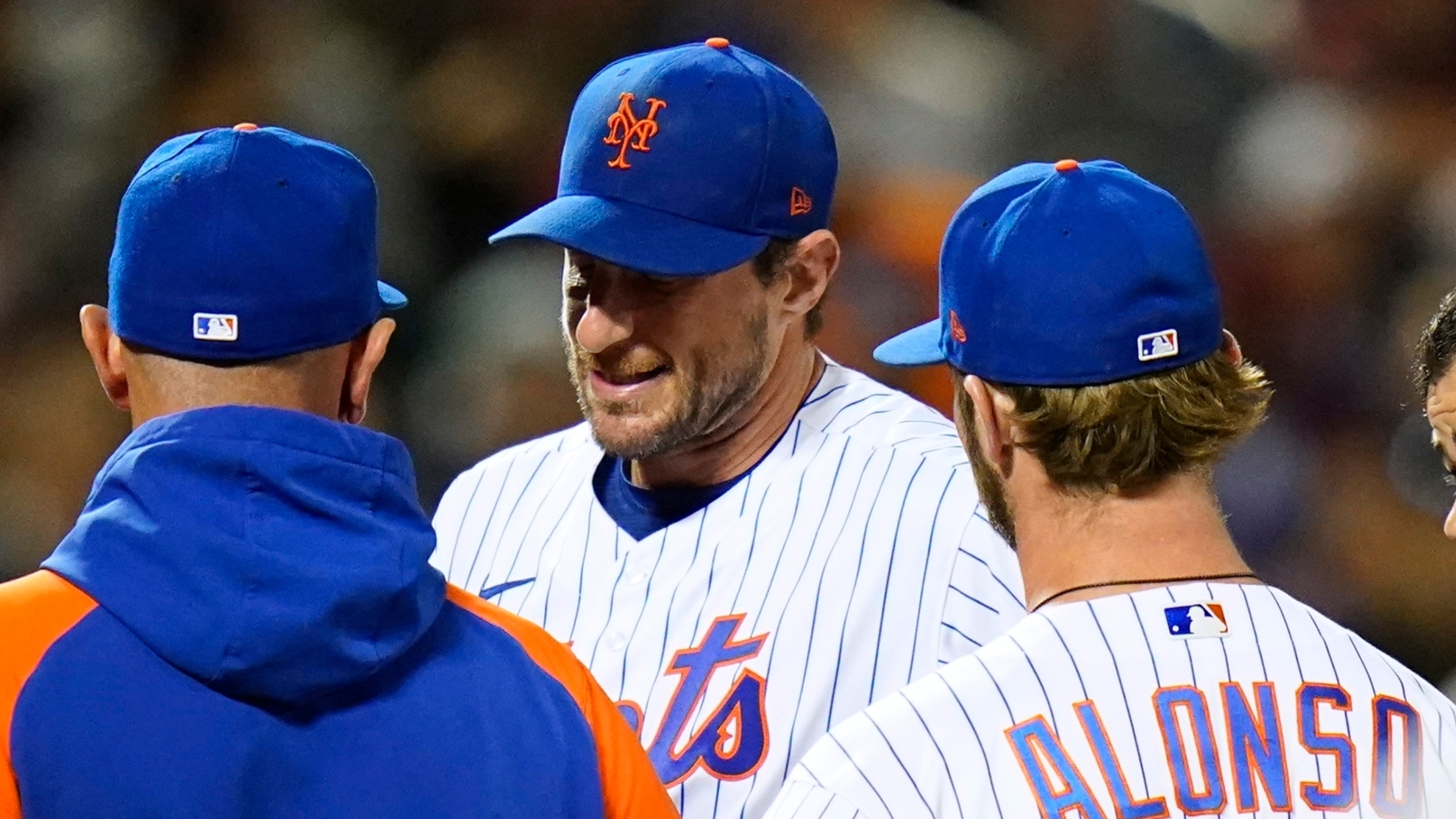 New York Mets starting pitcher Max Scherzer exits game
