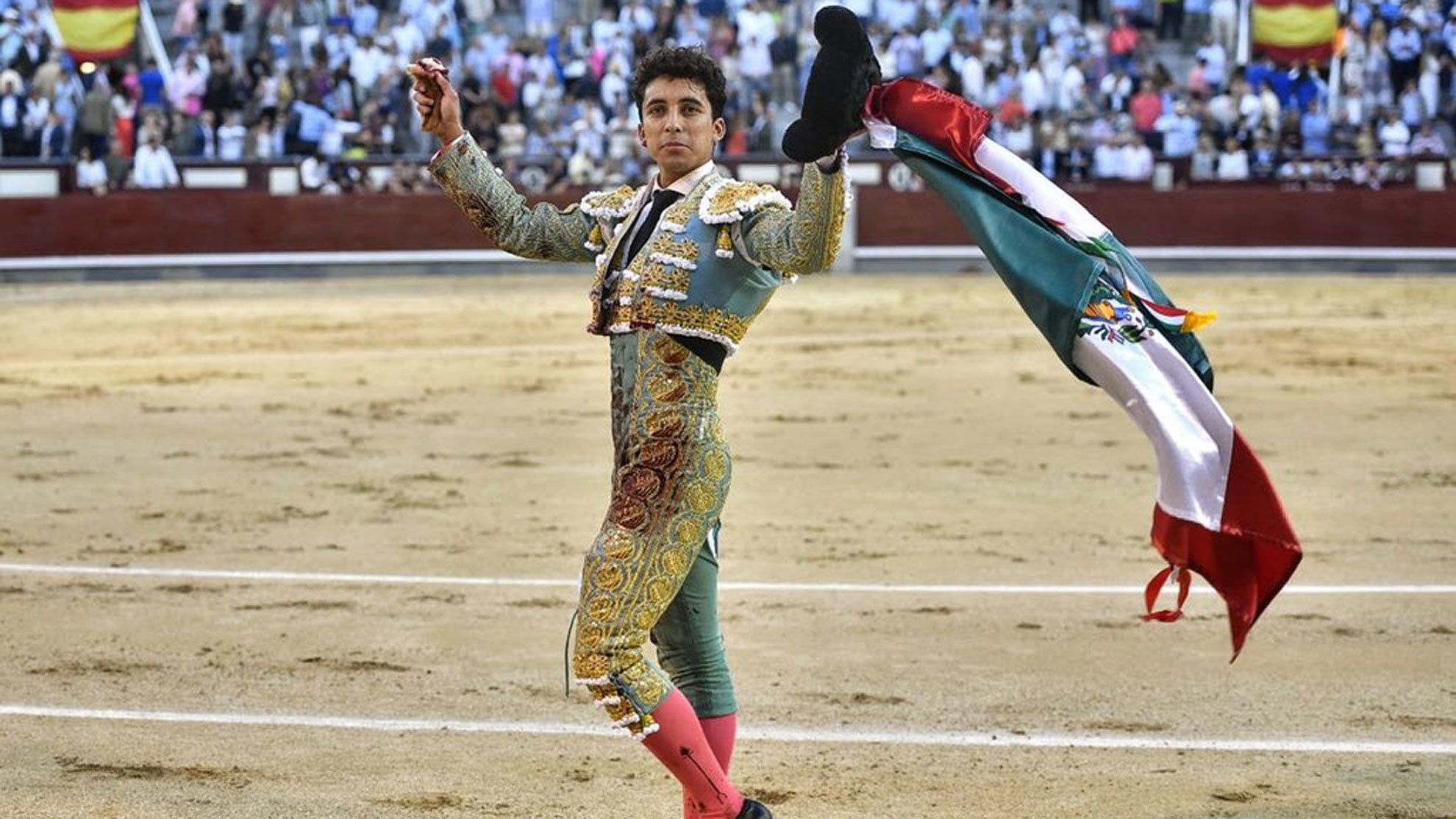 Leo Valadez, otra oreja 'mexicana'