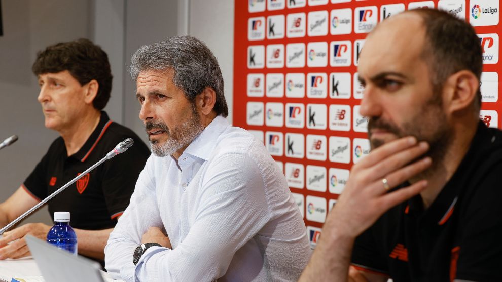Ayarza, Alkorta and Bombín, members of Athletic's sports management area.