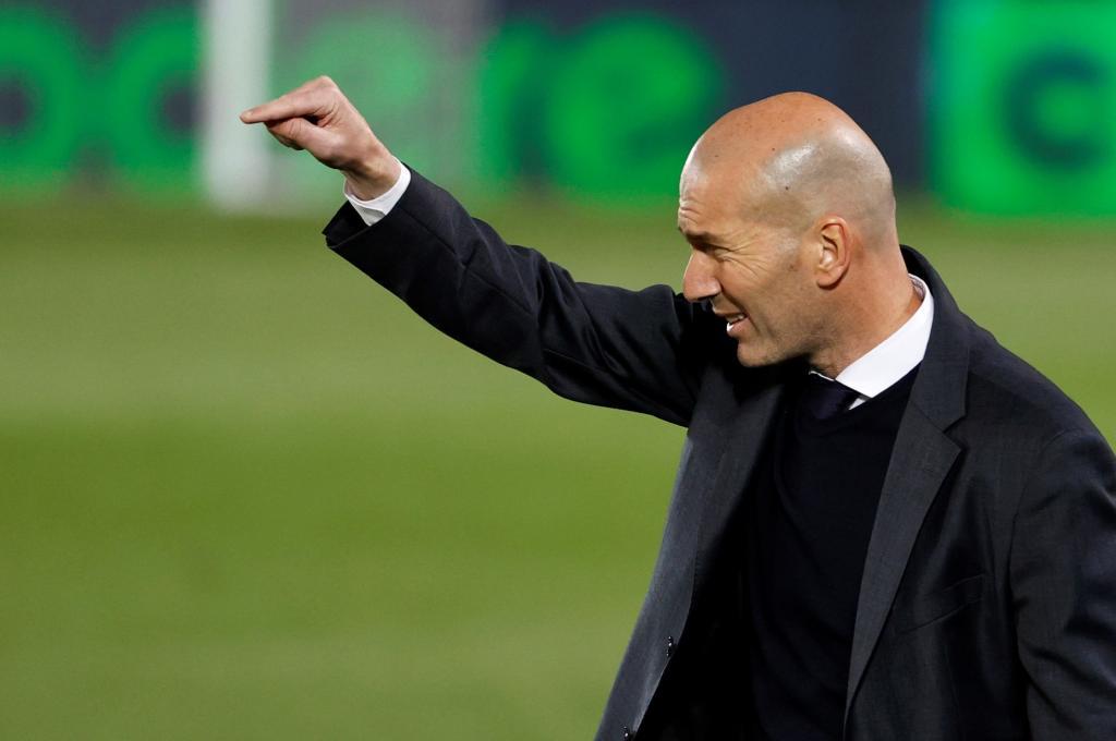Zinedine Zidane se acerca al PSG