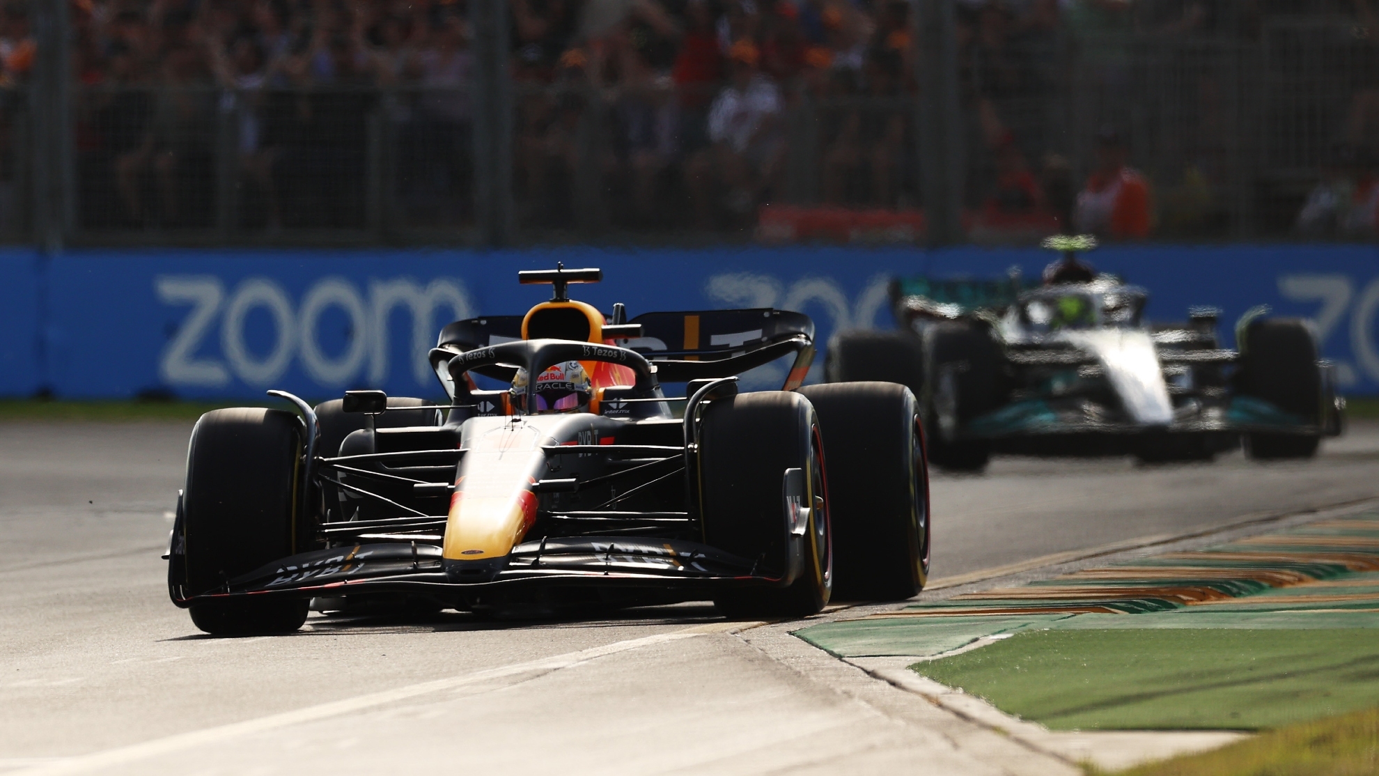 Verstappen 'estalla': "Es vergonzoso un cambio de reglas por las quejas de un equipo"