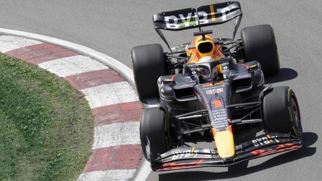Huele a desfile de Verstappen; Carlos Sainz 3º, Fernando Alonso 5º