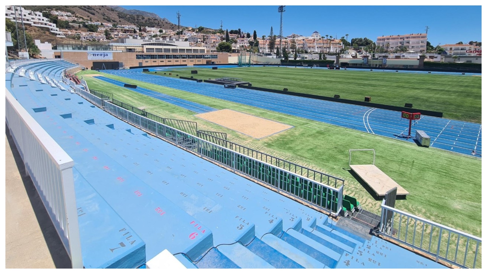 La pista azul del Estadio Enrique Lpez Cuenca de Nerja, sede del Campeonato de Espaa.